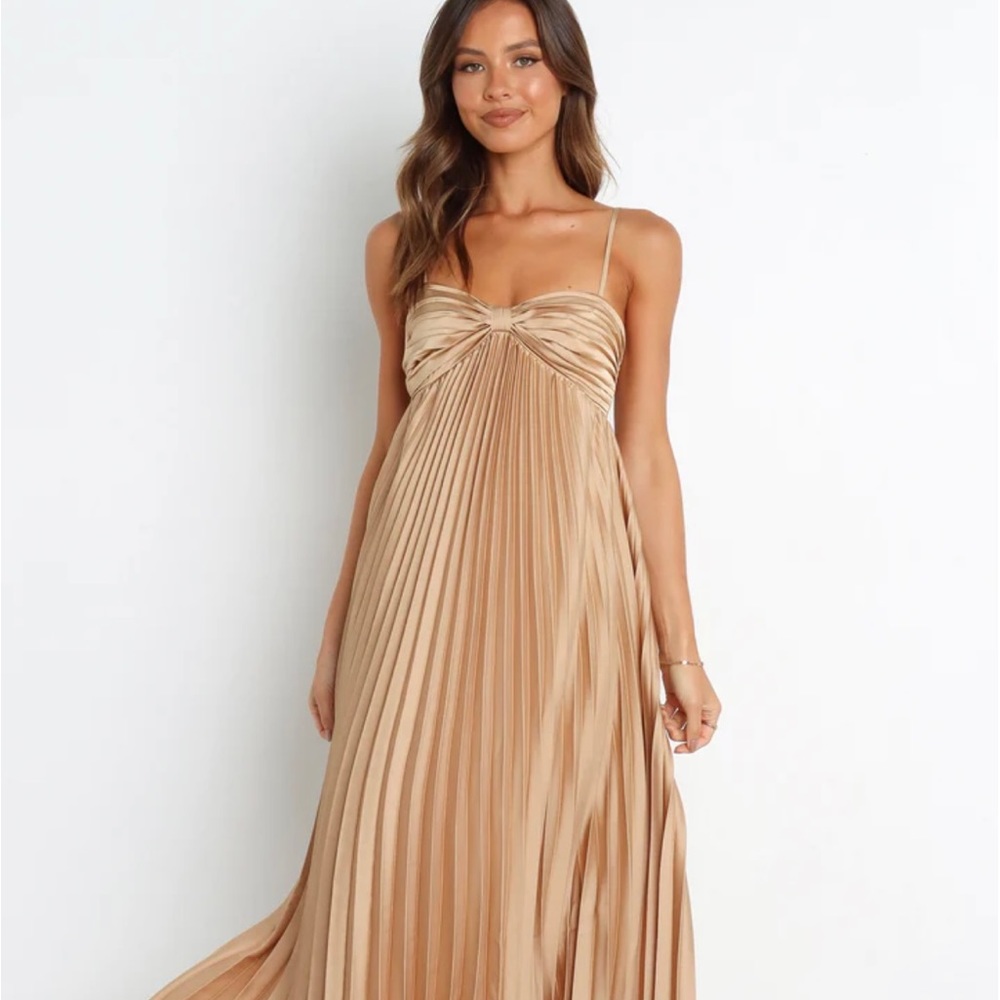 VIKKI DRESS - GOLD